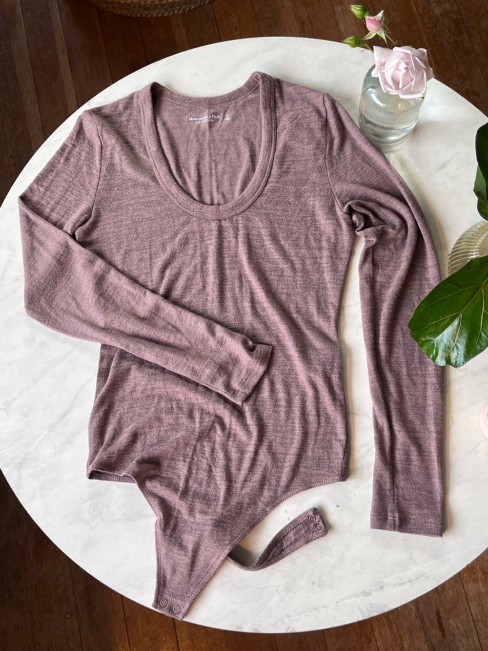 Abercrombie & Fitch Soft A&F Cozy Mauve Long Sleeve Scoop Neck Bodysuit